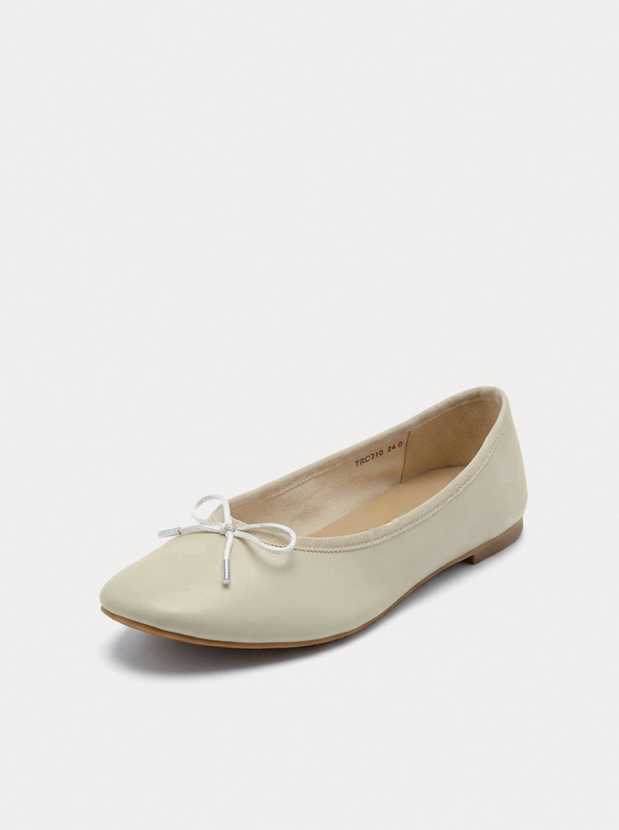 TRC310TG-IVO バレエシューズ スムース アイボリー バレエシューズ TRC310TG-IVO_Studio_Shot_2_Three_Quarter_Right_6